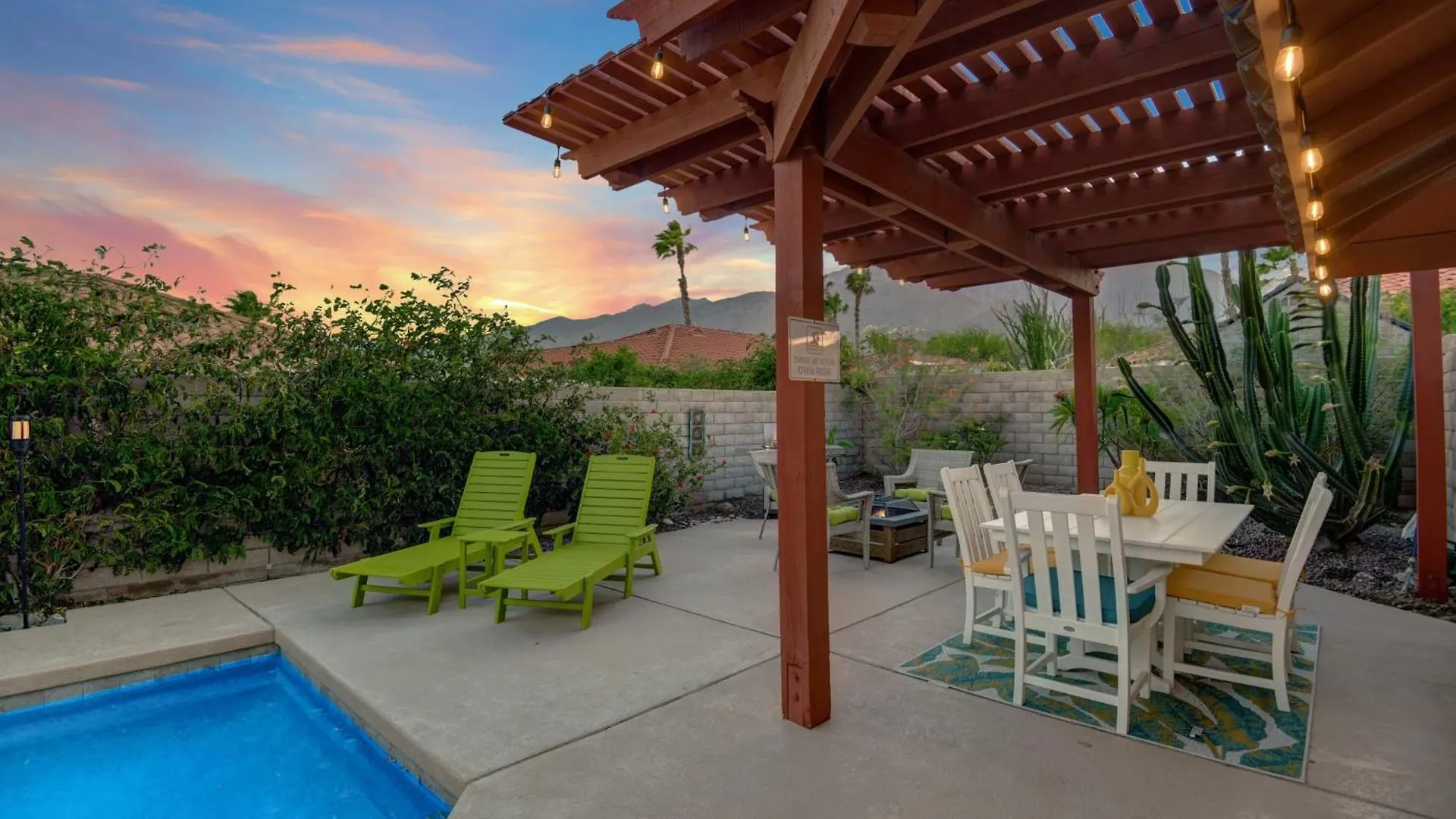 Gobi By Avantstay Fire Pit Pool Bbq Permit5102 Palm Springs 0*,